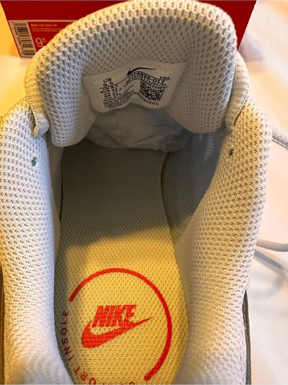 Nike Air Max AP Light Gray and Red Air Max Running Sneakers Size 9.5 Box No Lid